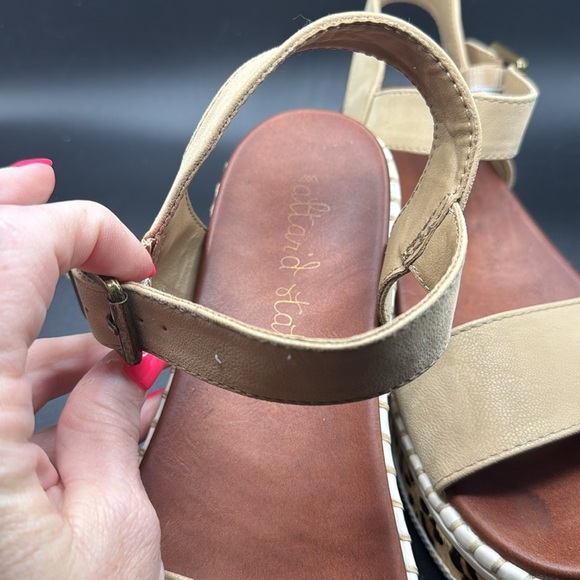 Altar’d State Sandals Leopard Platforms - Picture 9 of 9